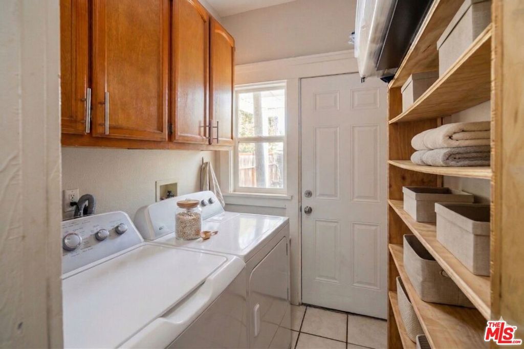 Image 8 of property listing at 2822 S La Salle Avenue, Los Angeles, CA 90018