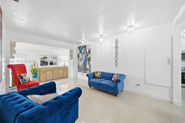 4331 SW 7th St, Miami, FL 33134