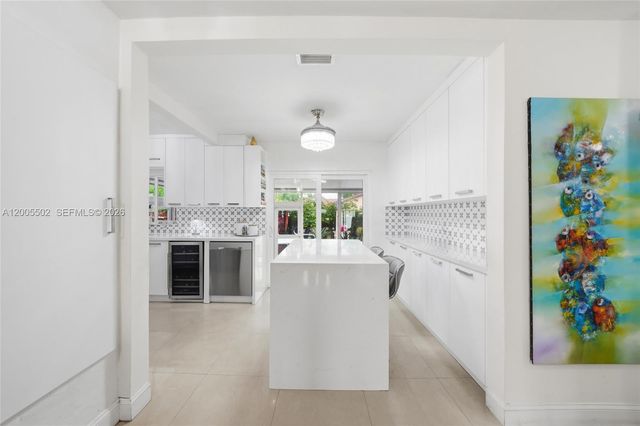 4331 SW 7th St, Miami, FL 33134