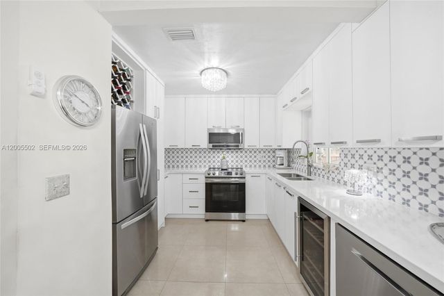 4331 SW 7th St, Miami, FL 33134