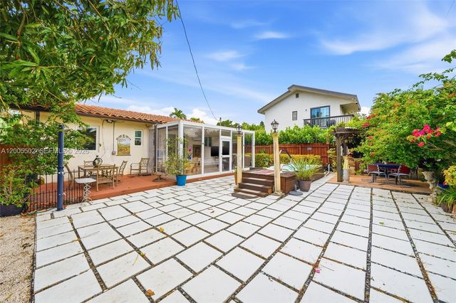 4331 SW 7th St, Miami, FL 33134