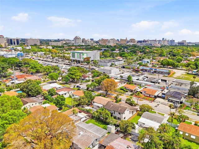 4331 SW 7th St, Miami, FL 33134