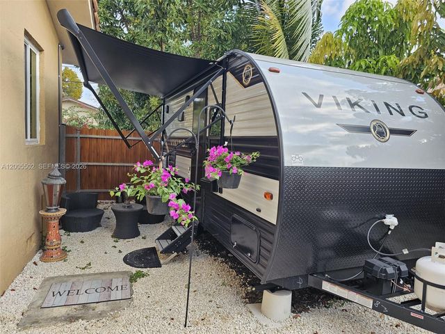 4331 SW 7th St, Miami, FL 33134