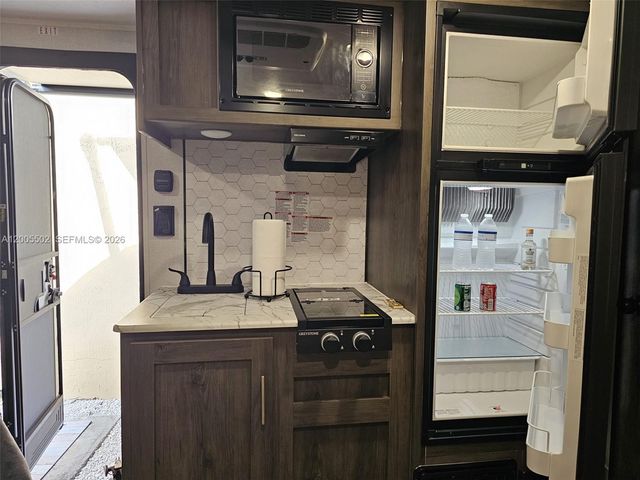 4331 SW 7th St, Miami, FL 33134