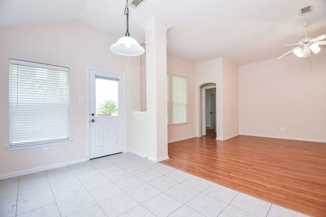 18006 Willow Cliff Lane, Cypress, TX 77433