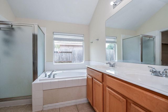 18006 Willow Cliff Lane, Cypress, TX 77433