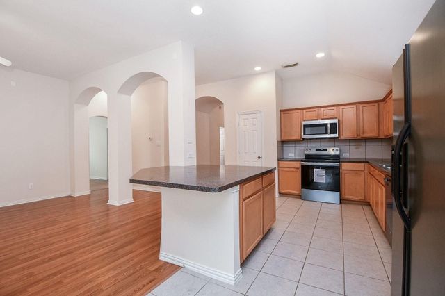 18006 Willow Cliff Lane, Cypress, TX 77433