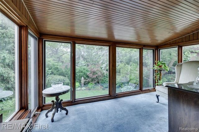 815 Oakridge, Ferndale, MI 48220