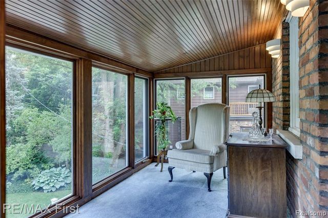 815 Oakridge, Ferndale, MI 48220