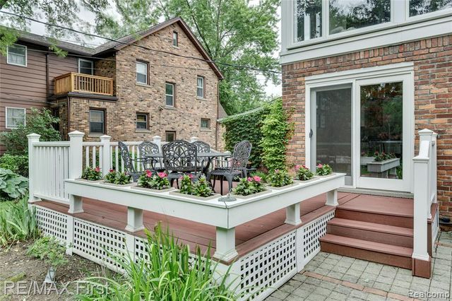 815 Oakridge, Ferndale, MI 48220