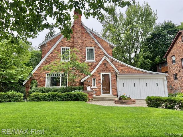 815 Oakridge, Ferndale, MI 48220