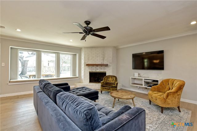 1508 Woodhill Drive, Round Rock, TX 78681