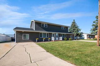 2104 ELMVIEW DRIVE, Ashwaubenon, WI 54304