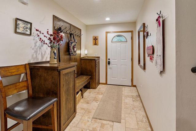 8120 77th Street S, Cottage Grove, MN 55016