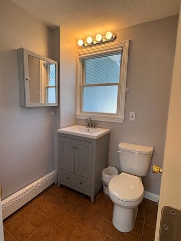 291 Parkland Ave, Lynn, MA 01905