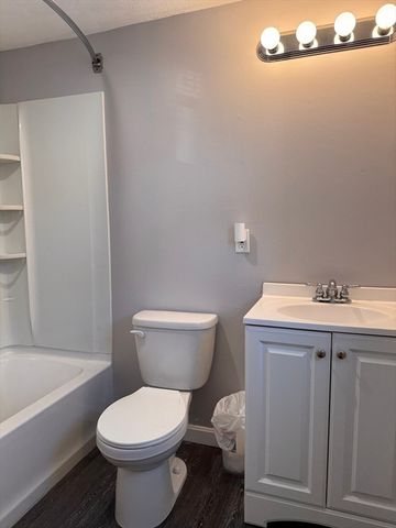 291 Parkland Ave, Lynn, MA 01905