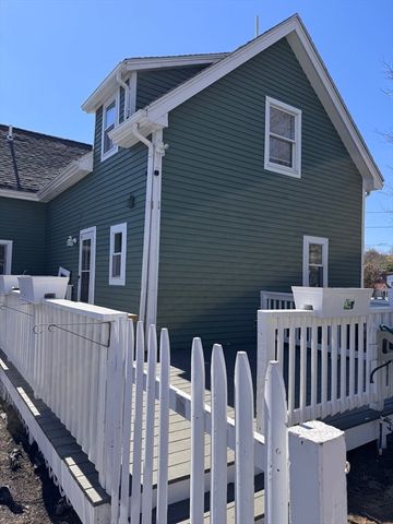 291 Parkland Ave, Lynn, MA 01905