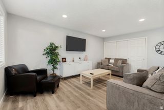 521 W TIFFANY TOWN DR, Midvale, UT 84047