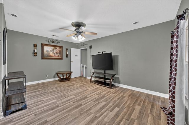 3628 Hampshire Boulevard, Fort Worth, TX 76103