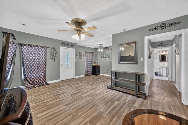 3628 Hampshire Boulevard, Fort Worth, TX 76103