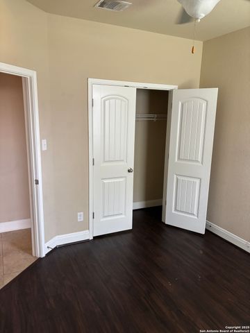 10460 Dakota River, Converse, TX 78109