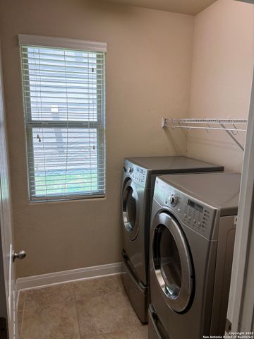 10460 Dakota River, Converse, TX 78109