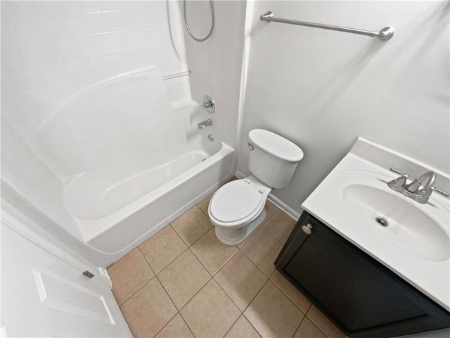 520 Osprey Lane, Woodstock, GA 30188