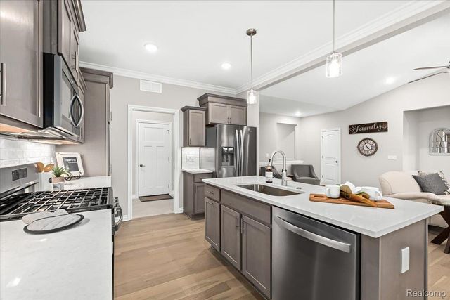 362 Jubilee Drive, Northfield Township, MI 48189