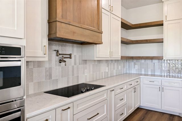 6951 Eagle Creek Drive, Godley, TX 76044