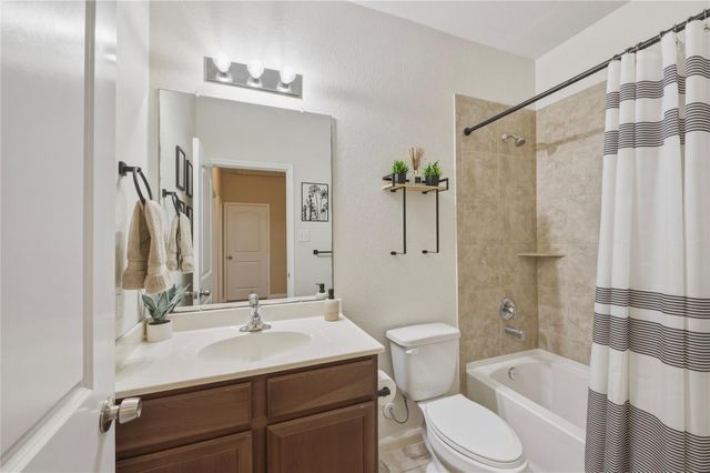 2317 Nautica Terrace Drive, Texas City, TX 77568