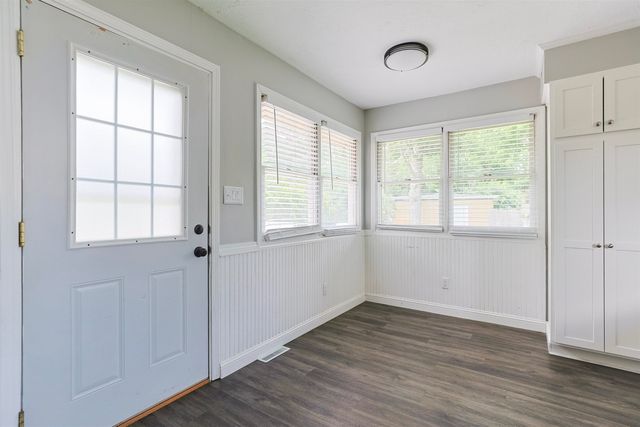 1425 Wall Street, South Bend, IN 46615