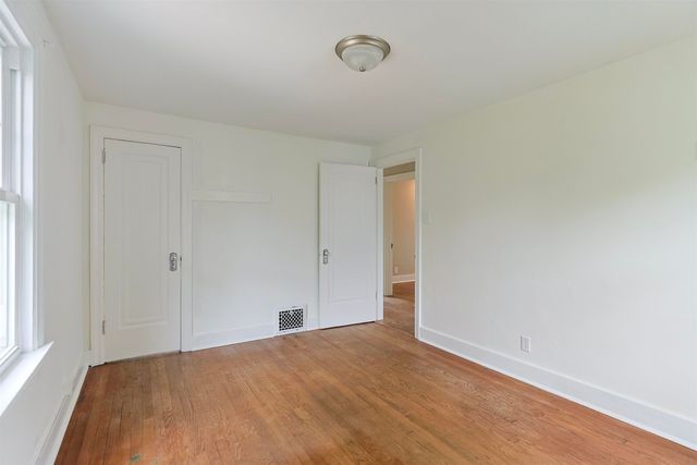 1425 Wall Street, South Bend, IN 46615