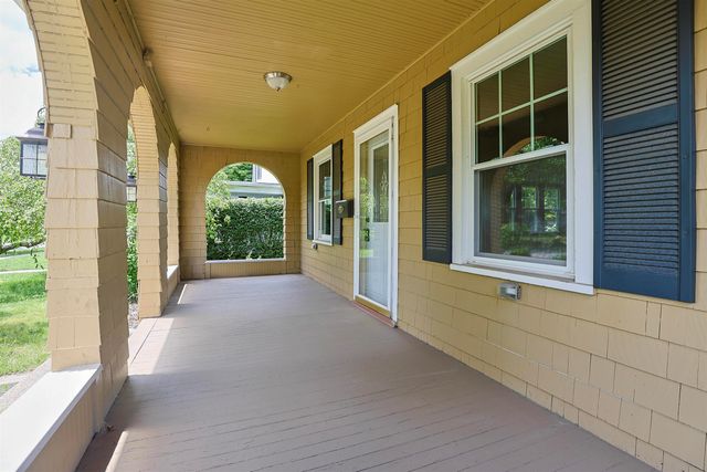 1425 Wall Street, South Bend, IN 46615