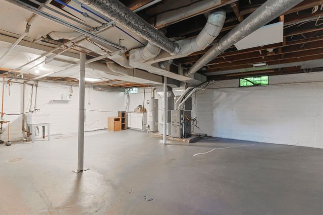 1425 Wall Street, South Bend, IN 46615