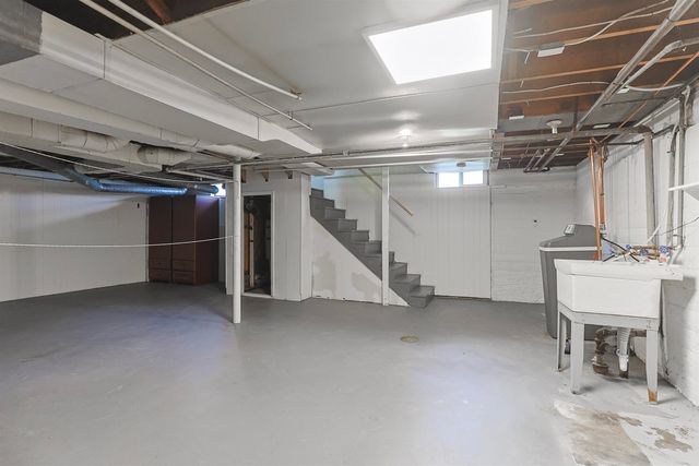 1425 Wall Street, South Bend, IN 46615
