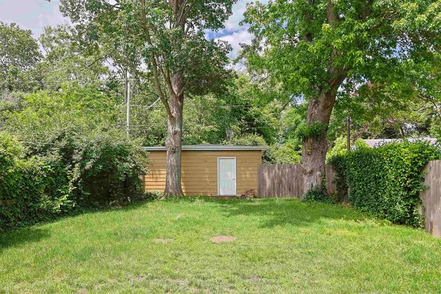 1425 Wall Street, South Bend, IN 46615
