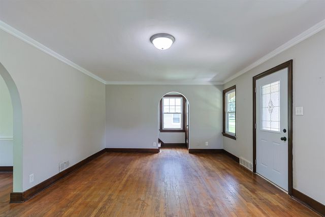 1425 Wall Street, South Bend, IN 46615