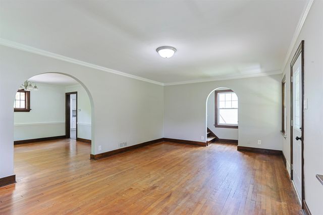 1425 Wall Street, South Bend, IN 46615