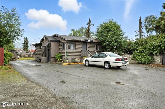 2701 Eagle Street, Anchorage, AK 99503
