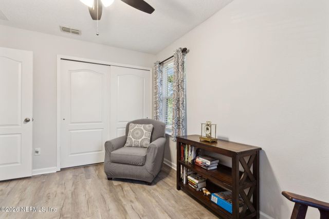 625 OAKLEAF PLANTATION Parkway 911, Orange Park, FL 32065