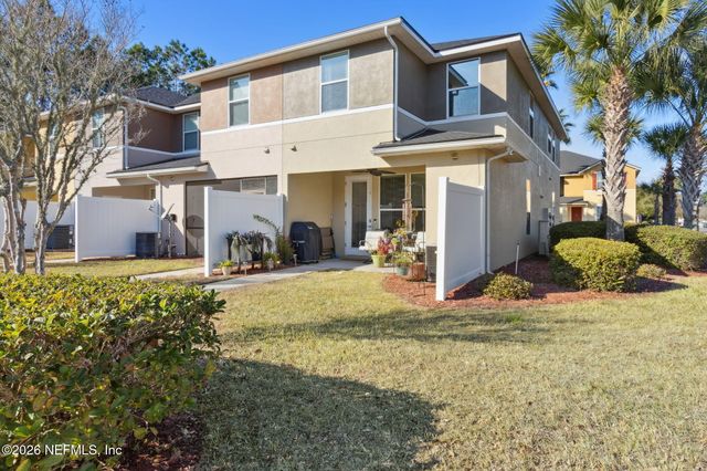 625 OAKLEAF PLANTATION Parkway 911, Orange Park, FL 32065