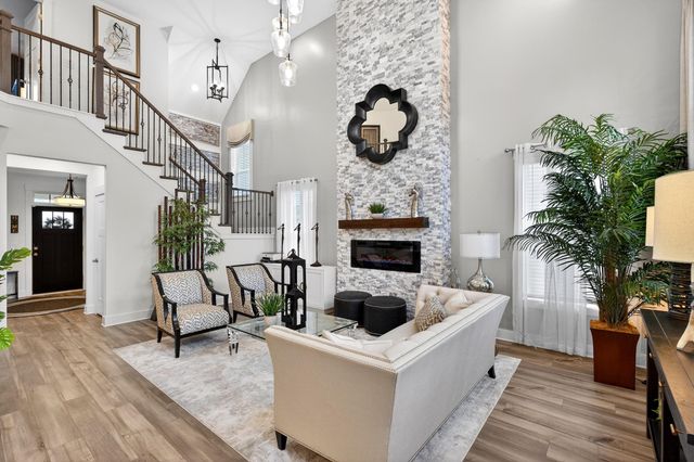 569 Fenwick Drive, Woodruff, SC 29388