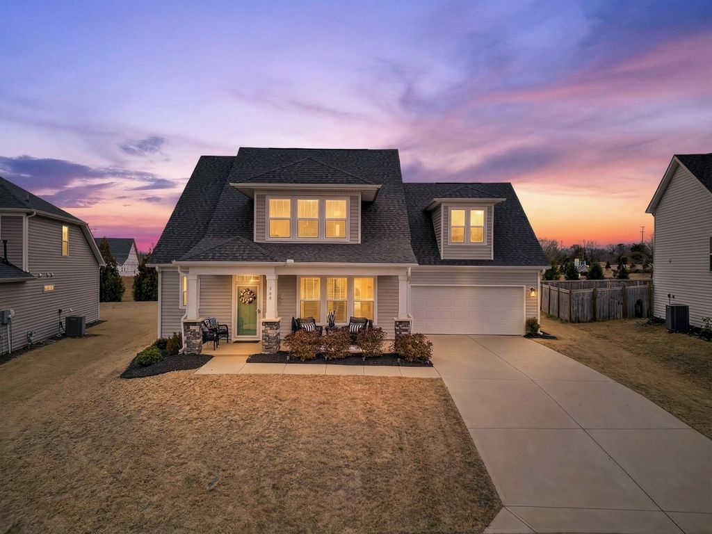 569 Fenwick Drive, Woodruff, SC 29388