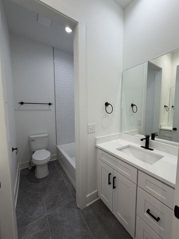 4337 Goins Rd, Nashville, TN 37211