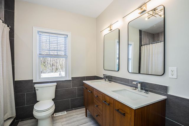 4 Nordic Wood Lane, Newton, NH 03858