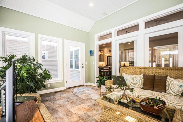 4 Nordic Wood Lane, Newton, NH 03858