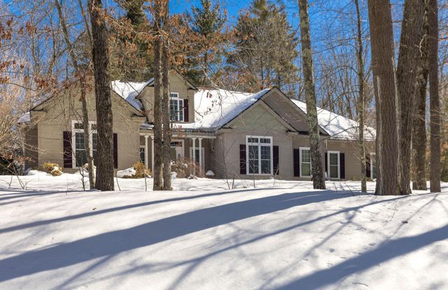 4 Nordic Wood Lane, Newton, NH 03858