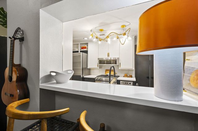 1707 Spyglass DR 123, Austin, TX 78746