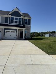1809 Goldsberry Drive, Columbia, TN 38401