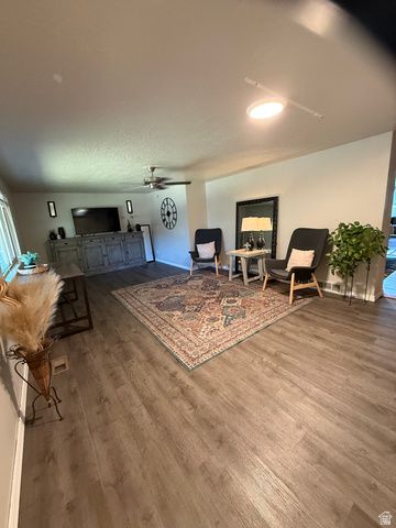 1075 E 300 N, Springville, UT 84663